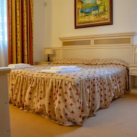 Hellenic Beach Suites Appartement *